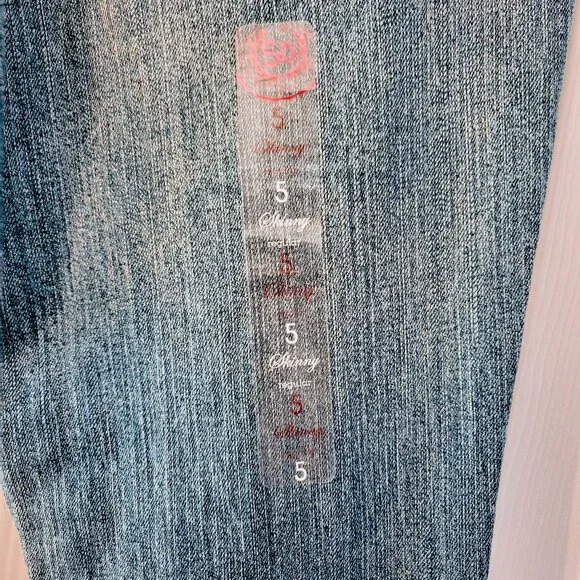 BUNDLE of BNWT Sz 5 Jeans by So & EUC Floral Mini-Skirt Sz Sm by Charlotte Russe - Picture 9 of 13